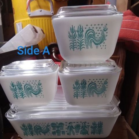 Vintage Pyrex Complete Butterprint Refrigerator Set With Lids - Picture 2 of 8